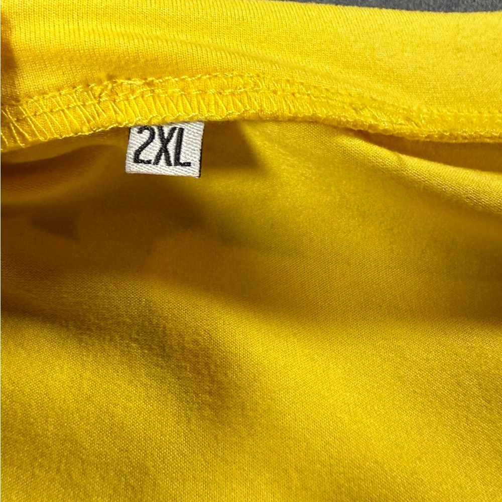 V-Neck Pocket Shirts, 2 pack, Yellow & Hot Pink, Women’s 2XL - Picture 8 of 10